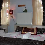 Kaya Hotel 3*