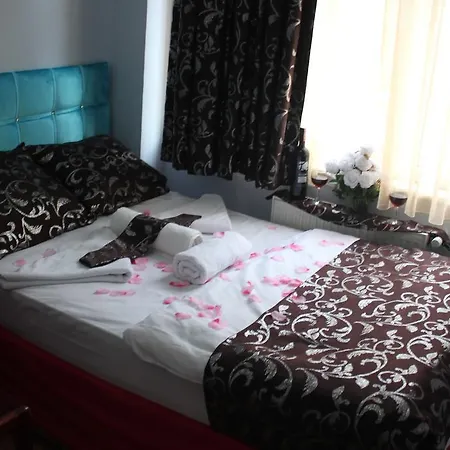 Kaya Hotel